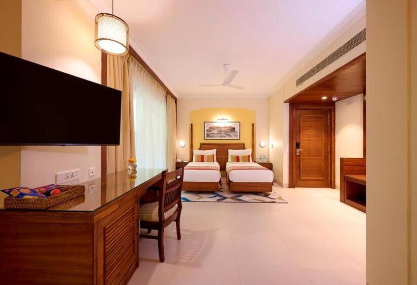 אתר נופש Sea Breeze Sarovar Portico Varca Goa