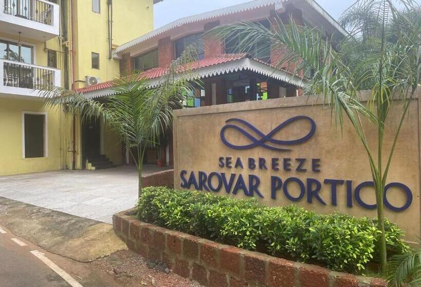 אתר נופש Sea Breeze Sarovar Portico Varca Goa