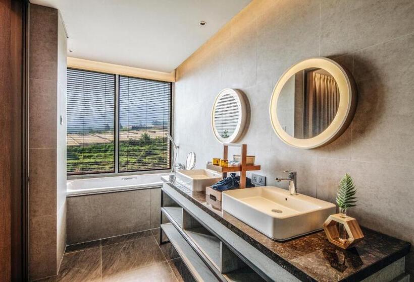 אתר נופש The Botanica Sanctuary