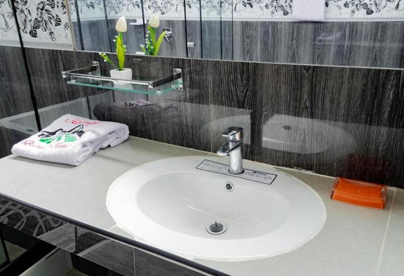 ホテル Samay Business