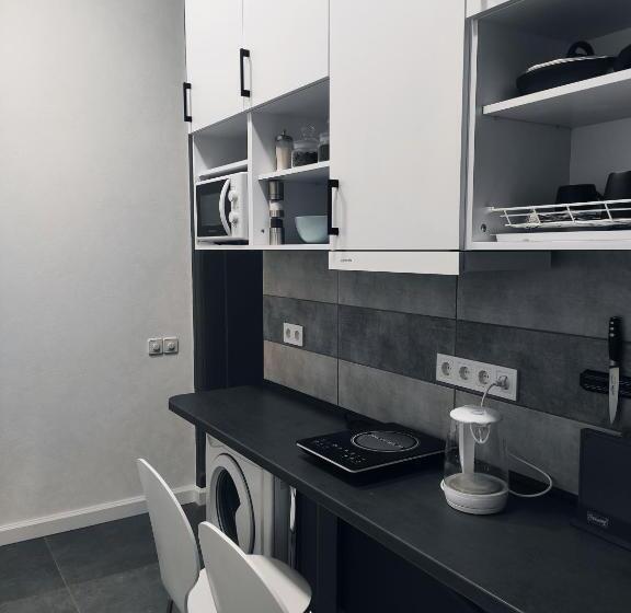 旅馆 хостел с террасой в центре