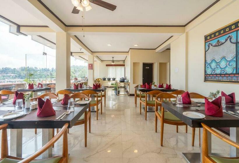 旅馆 Summit Lillium Hotel & Spa