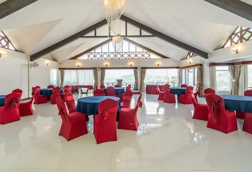 旅馆 Summit Lillium Hotel & Spa