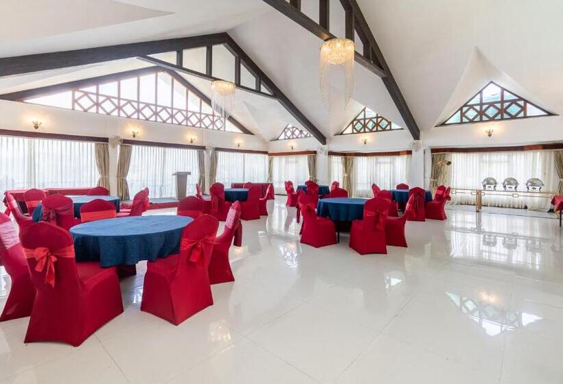 旅馆 Summit Lillium Hotel & Spa