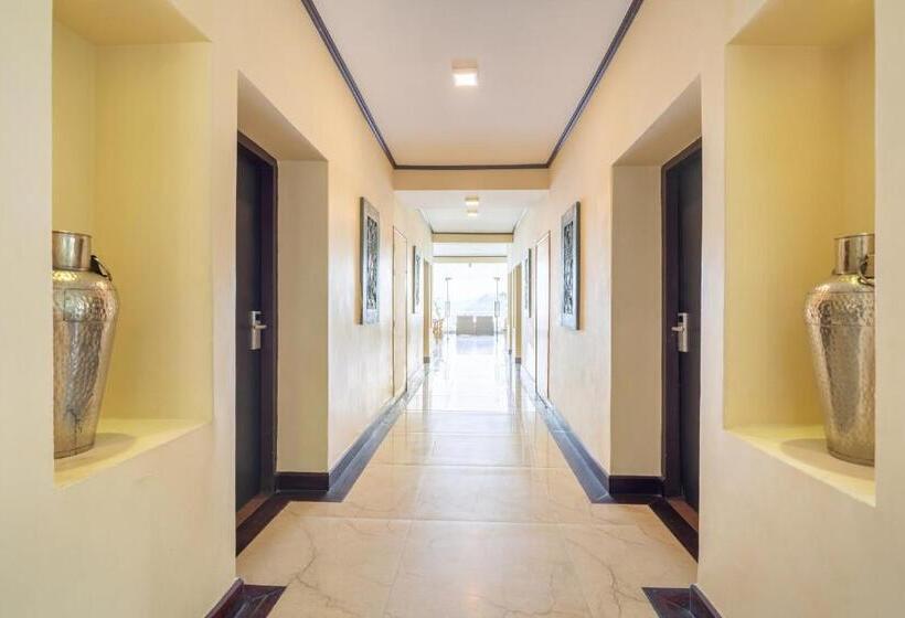 旅馆 Summit Lillium Hotel & Spa