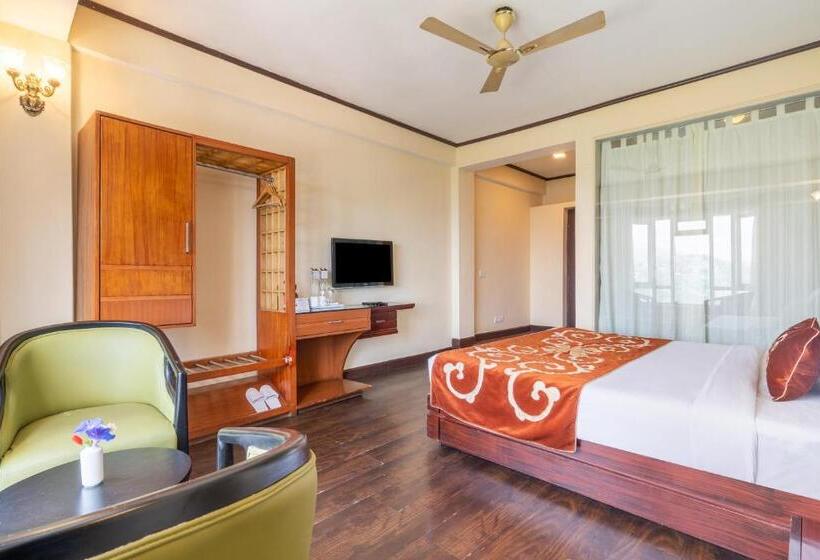 旅馆 Summit Lillium Hotel & Spa