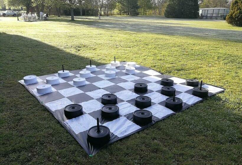 مبيت وإفطار A L Orée Du Parc