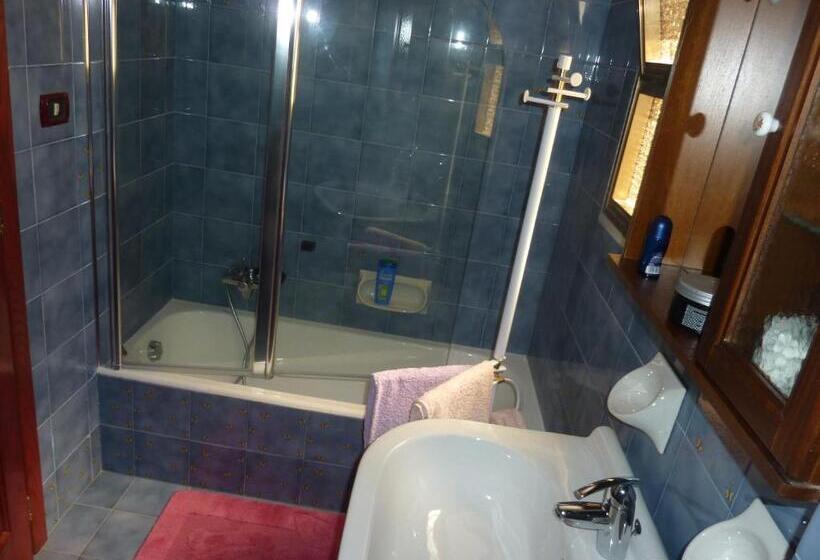 צימר Life S Hotel B