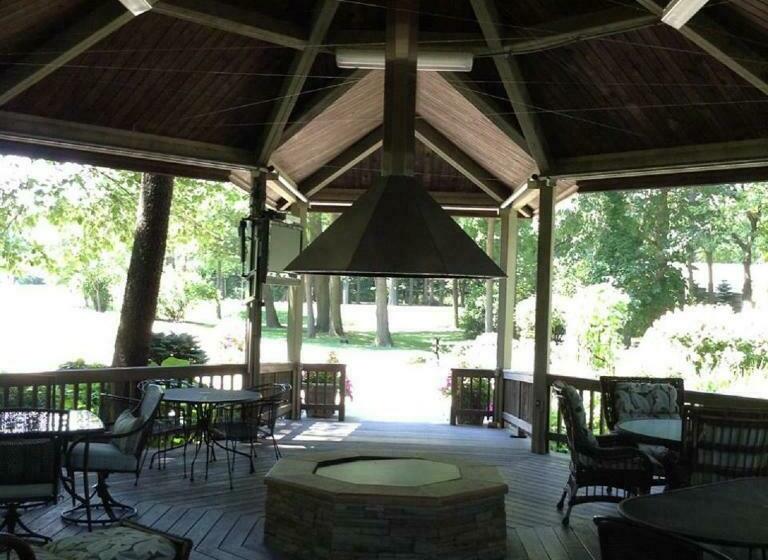 مبيت وإفطار Mill Creek Gardens