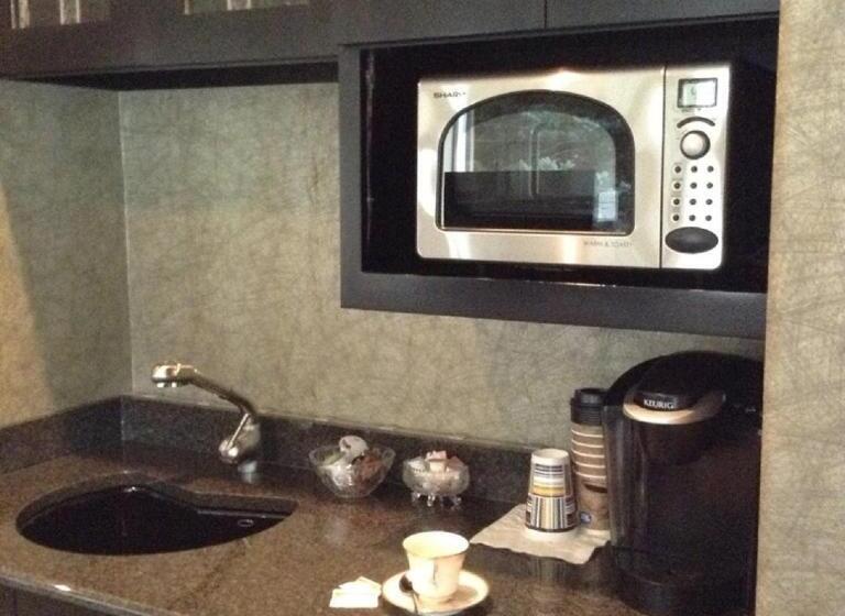 مبيت وإفطار Mill Creek Gardens