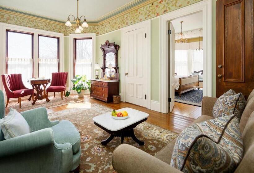 مبيت وإفطار The Lady Mary Inn