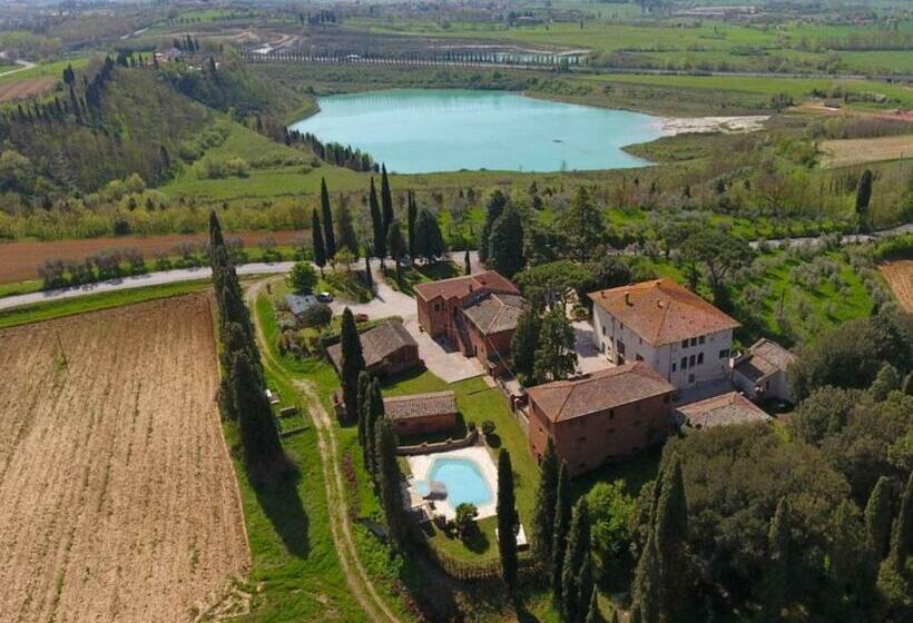 فندق Agriturismo I Poggi Gialli