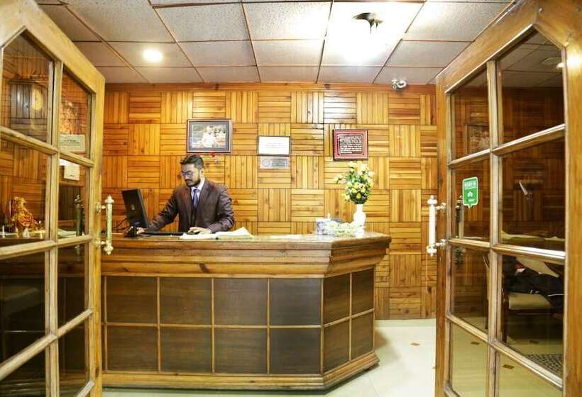 בית מלון כפרי Aroma Nainital