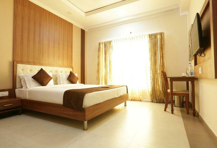 Отель Atlanta Park Chennai