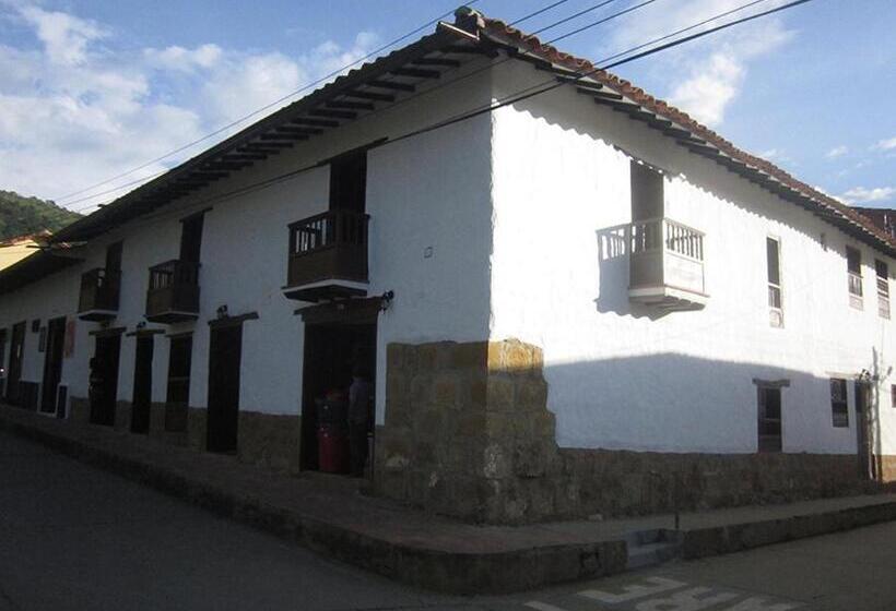 هتل Central Graciela