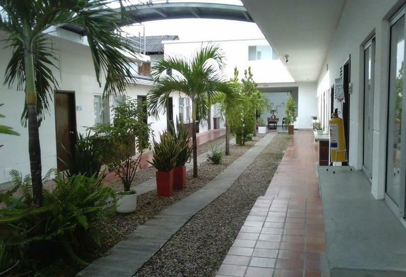 호텔 Don David Sabana