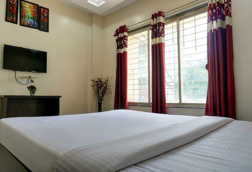 酒店 Fab Majestic Inn