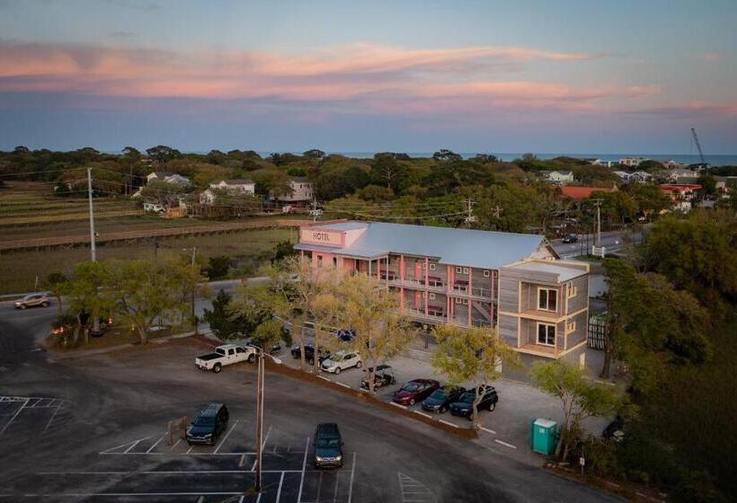 酒店 Folly With Marsh And Sunset Views