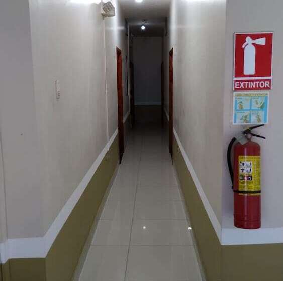 فندق Hostal Nuevo Amanecer