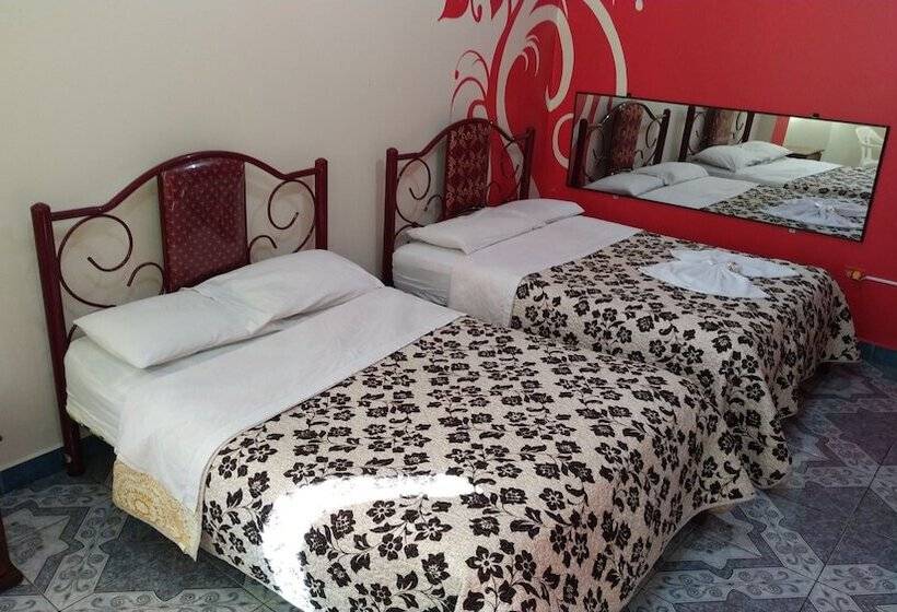 فندق Hostal Nuevo Amanecer