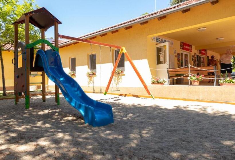 فندق Imperial Gyogyszallo Es Gyogyfurdo