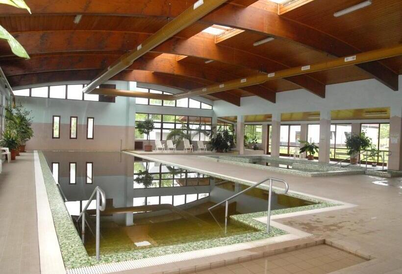 فندق Imperial Gyogyszallo Es Gyogyfurdo