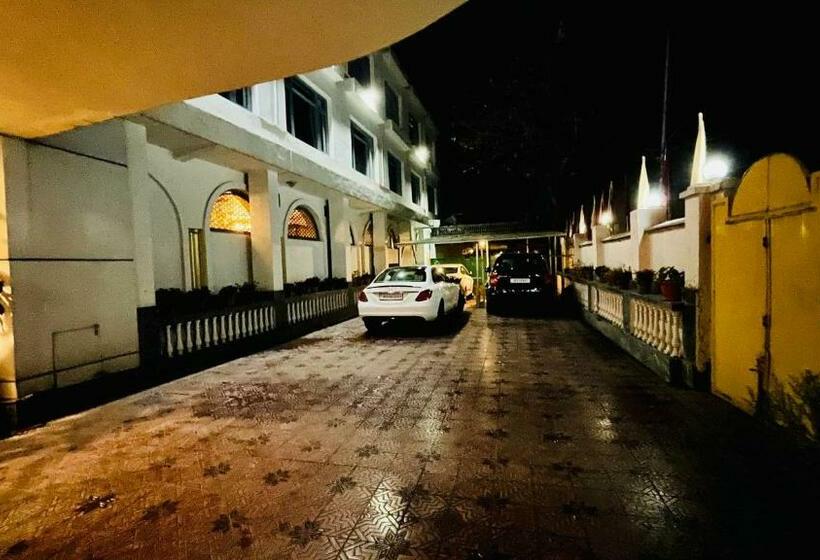 ホテル International