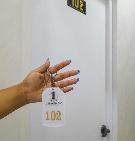 هتل Jose Ignacio Chepen