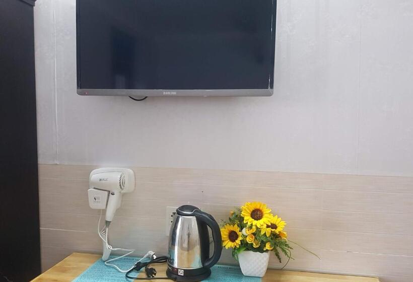 هتل Khách Sạn ánh đông