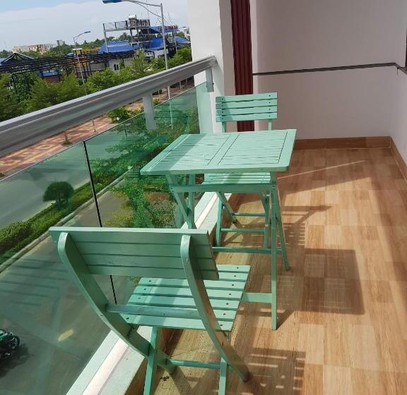 هتل Khách Sạn ánh đông