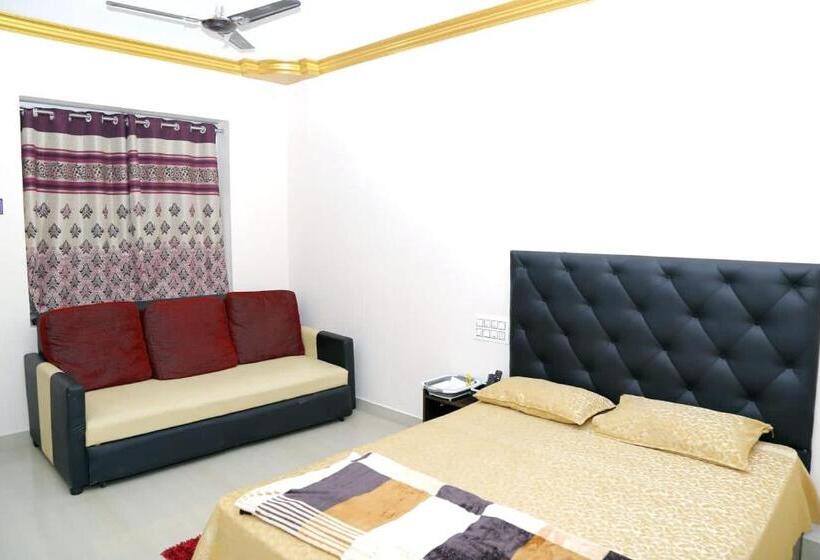 酒店 Kumaran Residency