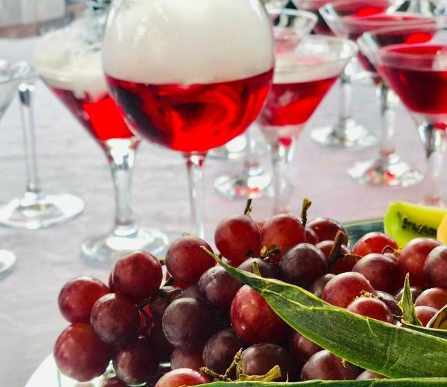 هتل Ostrov River Club