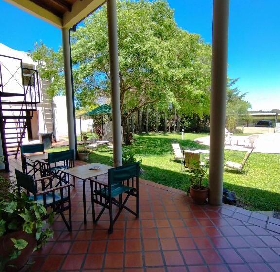 هتل Piedras Del Lago