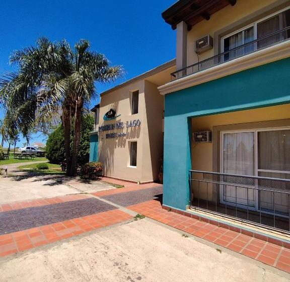 هتل Piedras Del Lago