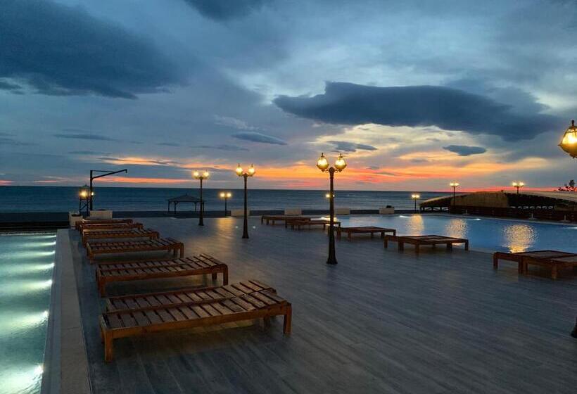 בית מלון כפרי Prince Adriatic Resort