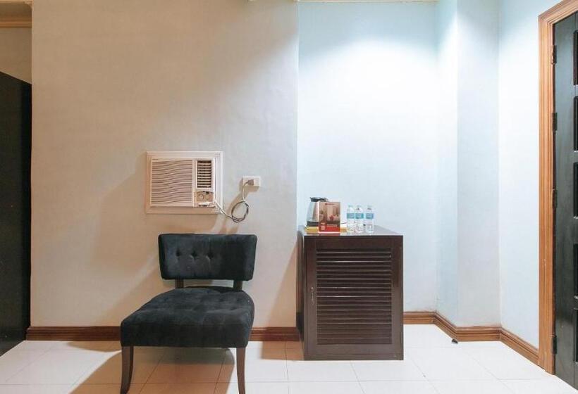 Holiday Plaza Hotel Tuguegarao City