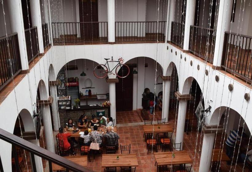 בית מלון כפרי Restaurante Sion