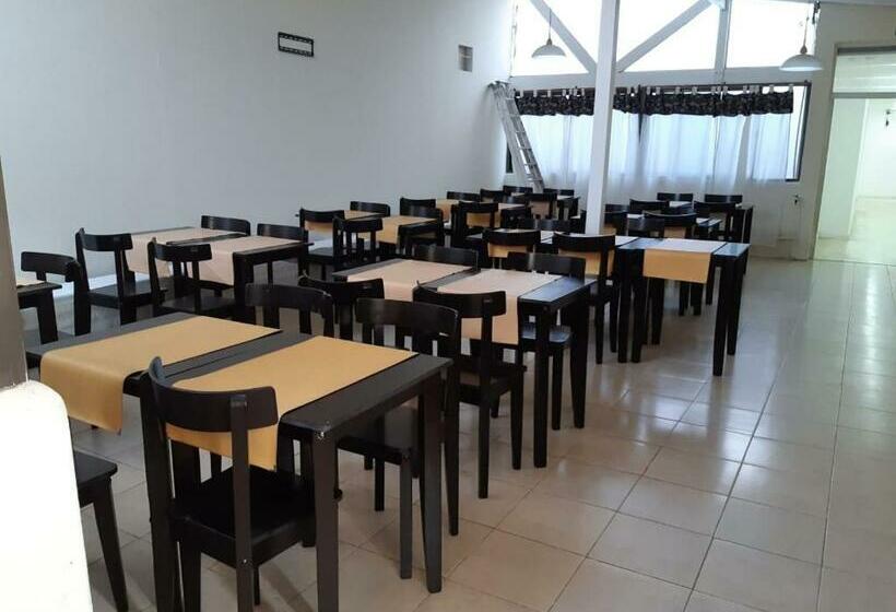 Отель Santa Elena