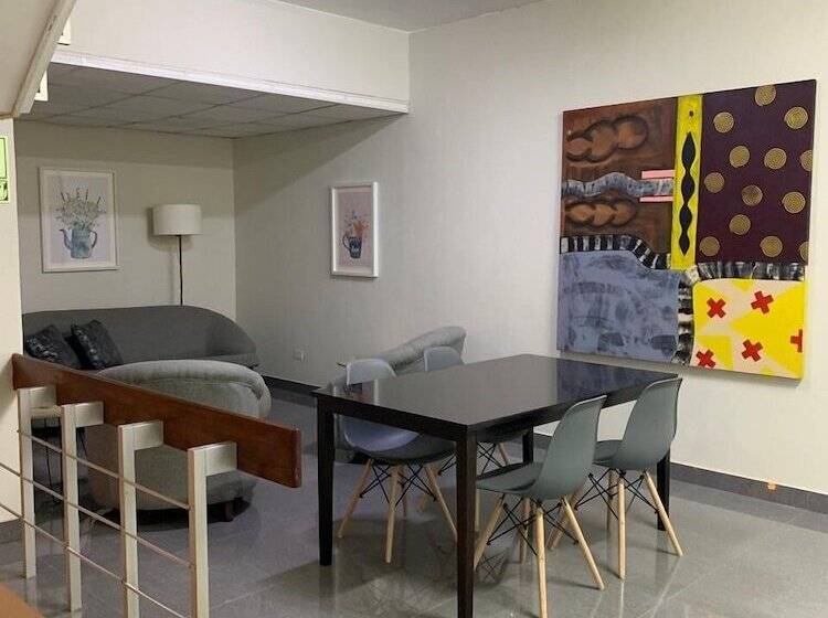 Отель Santa María