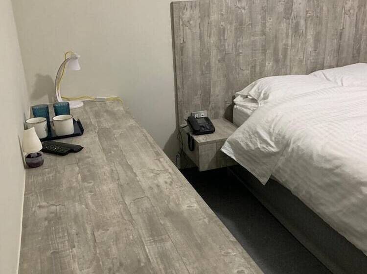 Отель Santa María