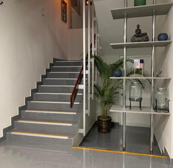 Отель Santa María