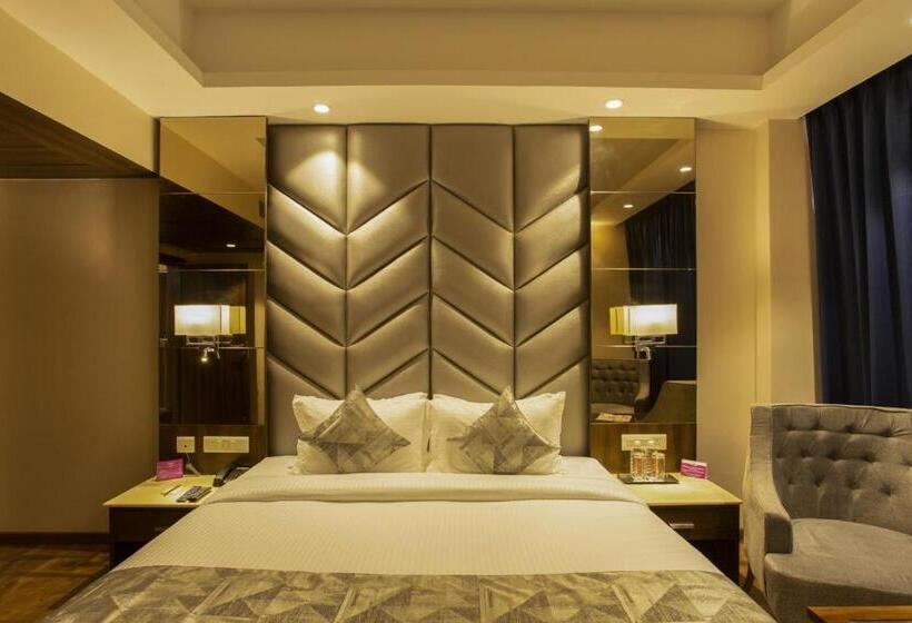 Hotelli Sarovar Portico Somnath