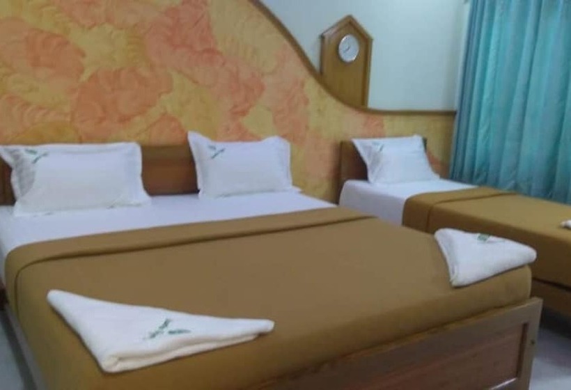 Отель Skantha Regency