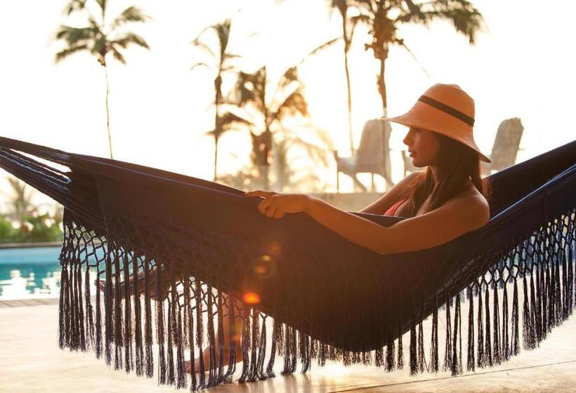 فندق Tanusas Retreat & Spa