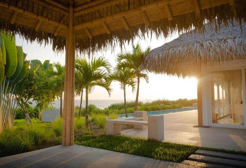 فندق Tanusas Retreat & Spa