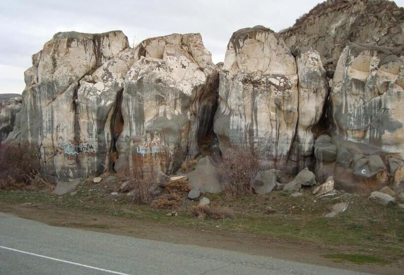 ホテル Today , Խաղաղության լողափ