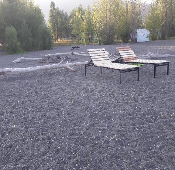 ホテル Today , Խաղաղության լողափ