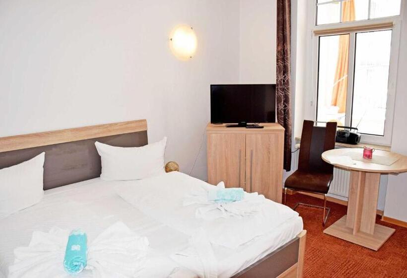 בית מלון כפרי Villa Waldblick In Baabe