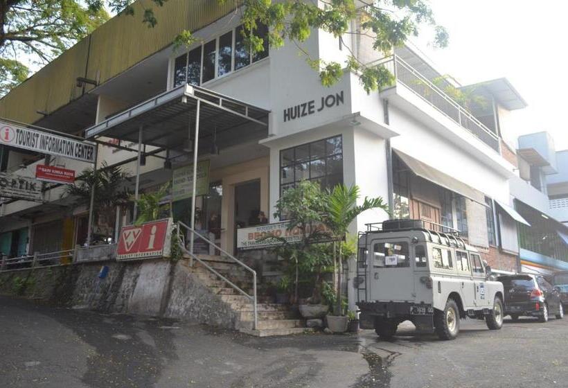 Huize Jon Hostel