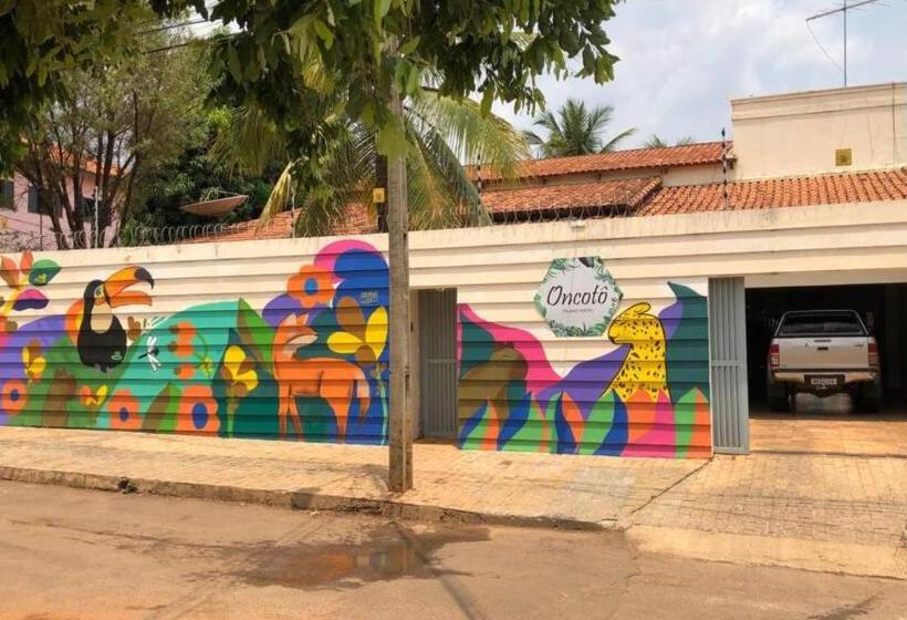 Oncotô Palmas Hostel
